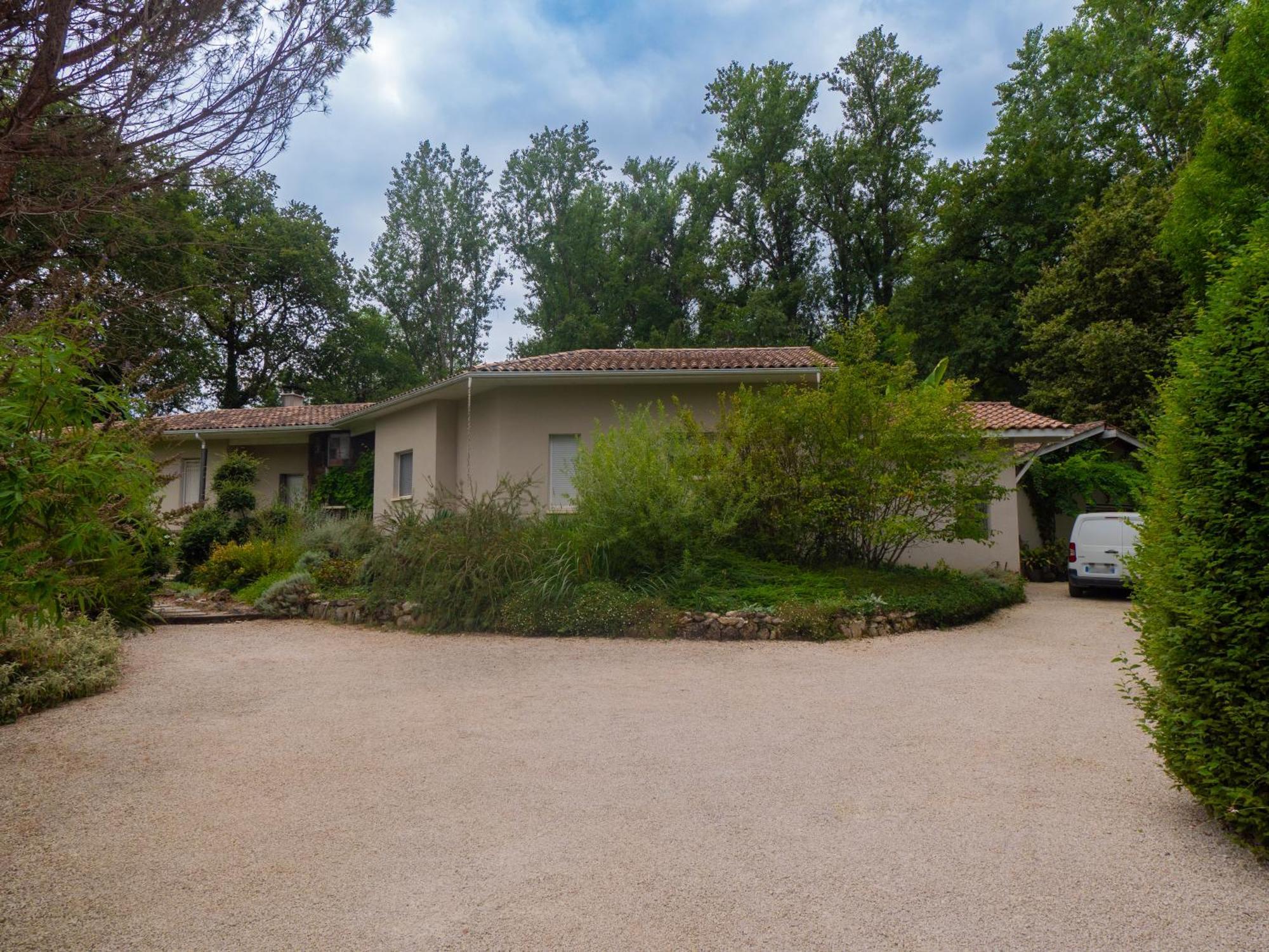 Chambre D'Hotes Au Calme Avec Spa Nerac Bagian luar foto